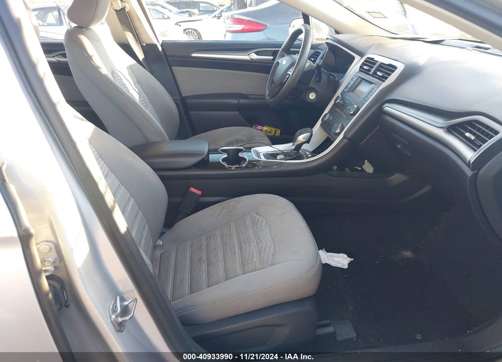 2016 FORD FUSION S VIN: 3FA6P0G77GR340450
