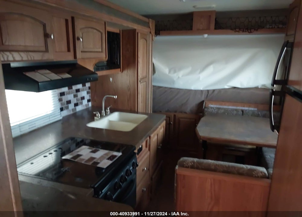 2015 ROCKWOOD ROO TRAVEL TRAILER VIN: 4X4TRLW28FZ137070