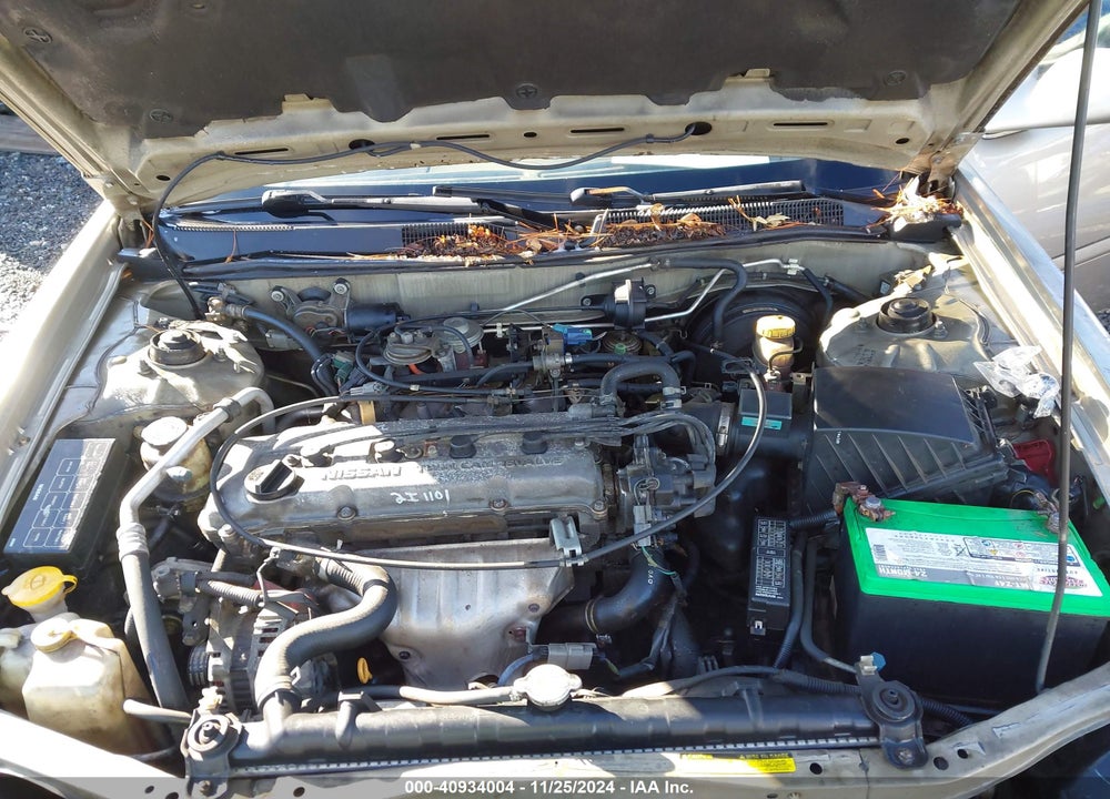 2001 NISSAN ALTIMA GXE VIN: 1N4DL01D01C124799
