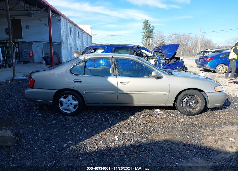 2001 NISSAN ALTIMA GXE VIN: 1N4DL01D01C124799