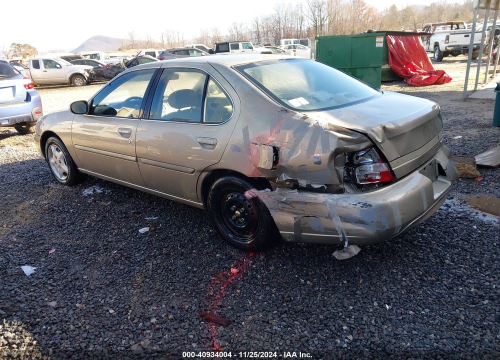 2001 NISSAN ALTIMA GXE VIN: 1N4DL01D01C124799