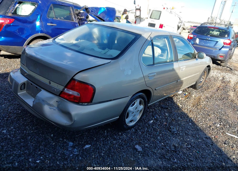 2001 NISSAN ALTIMA GXE VIN: 1N4DL01D01C124799