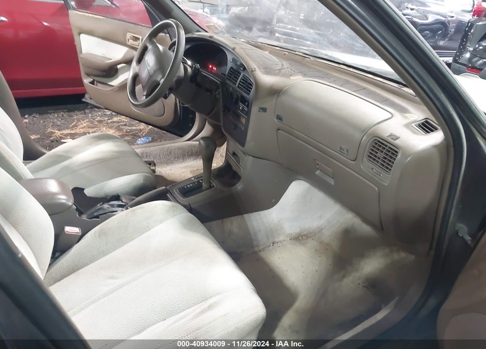 1994 TOYOTA CAMRY LE VIN: 4T1SK12E3RU473619
