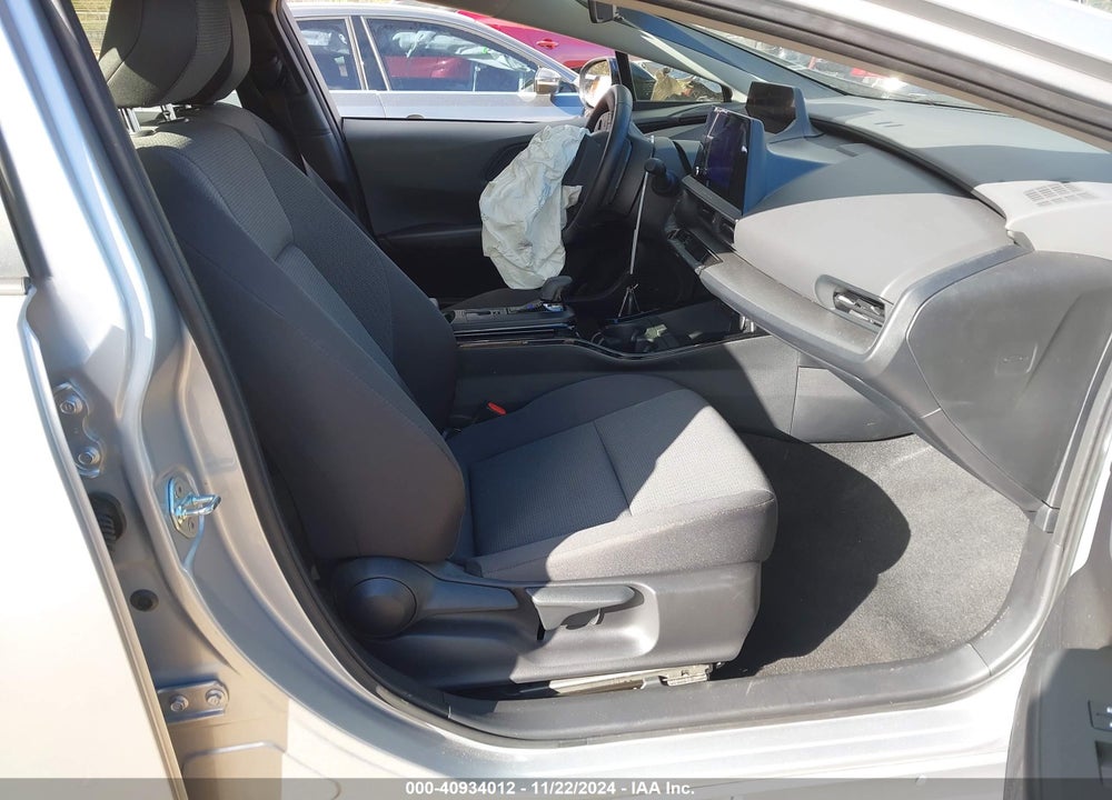 2024 TOYOTA PRIUS LE VIN: JTDACAAU2R3019888