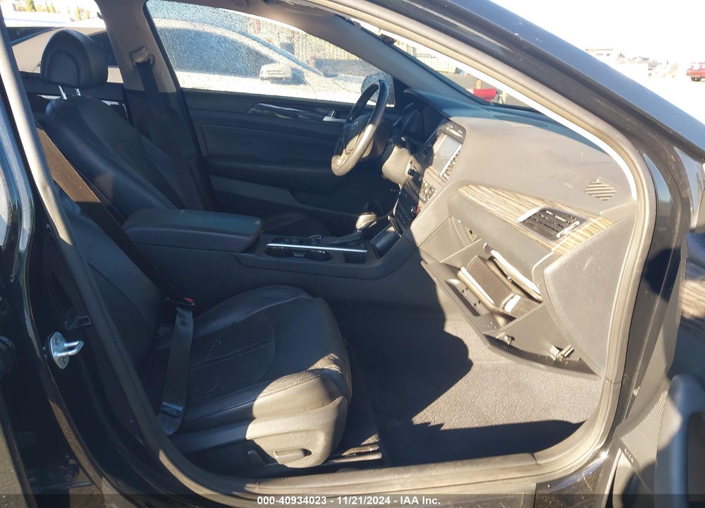 2015 HYUNDAI SONATA LIMITED VIN: 5NPE34AF5FH037161