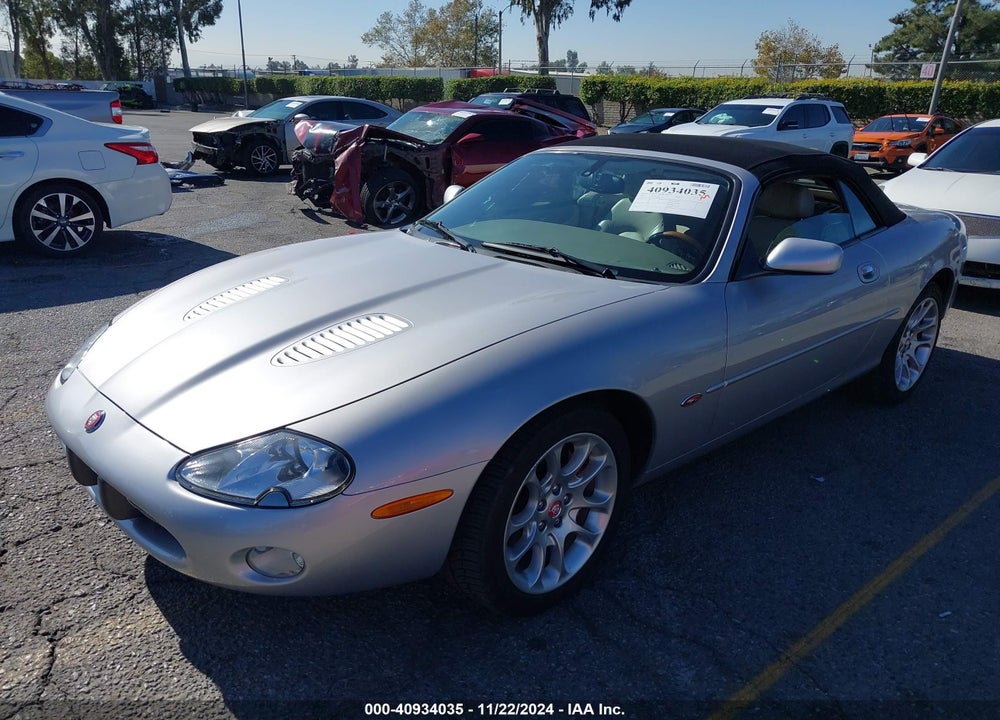 2002 JAGUAR XKR VIN: SAJDA42B42PA24949