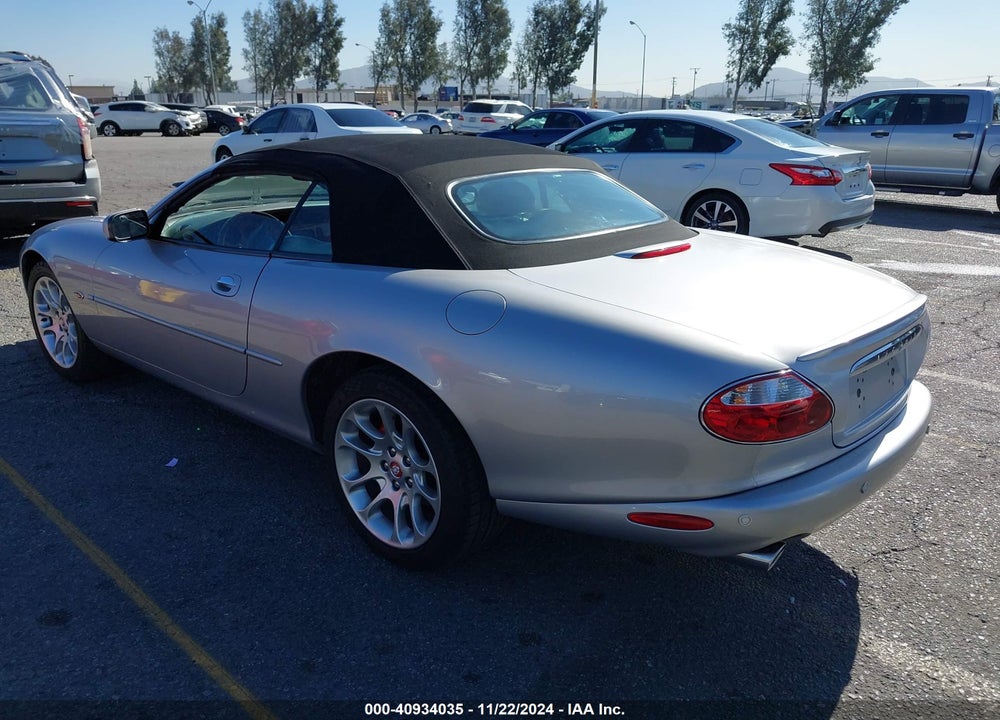 2002 JAGUAR XKR VIN: SAJDA42B42PA24949