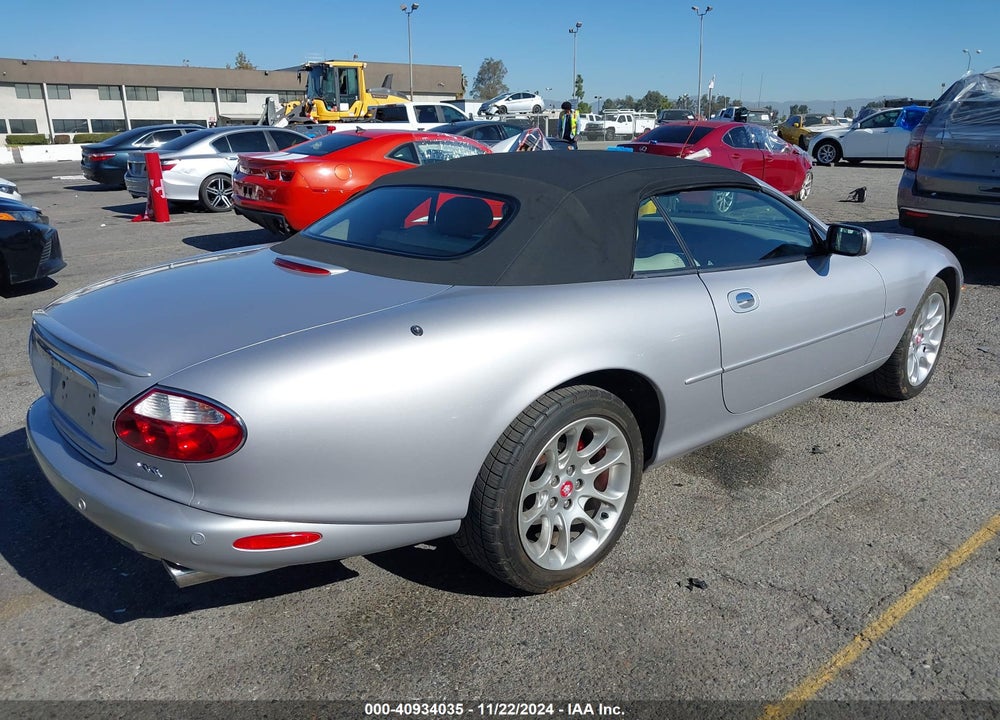 2002 JAGUAR XKR VIN: SAJDA42B42PA24949