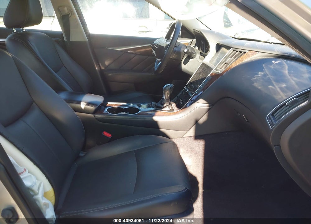 2016 INFINITI Q50 3.0T PREMIUM VIN: JN1EV7AR2GM344271