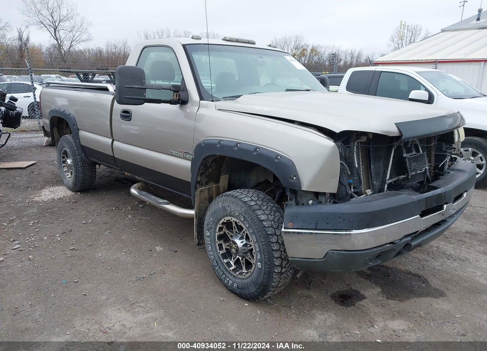 2005 CHEVROLET SILVERADO 2500HD WORK TRUCK VIN: 1GCHK24U65E156477