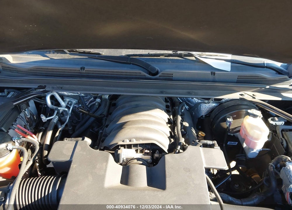 2017 CHEVROLET SUBURBAN LS VIN: 1GNSKGKC6HR338312
