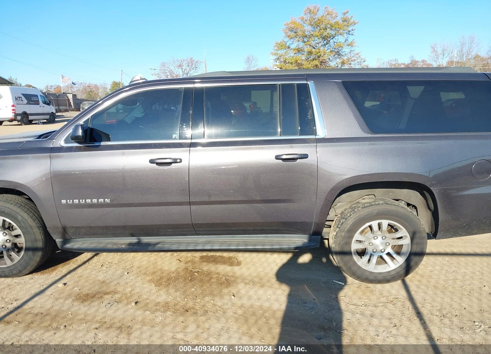 2017 CHEVROLET SUBURBAN LS VIN: 1GNSKGKC6HR338312