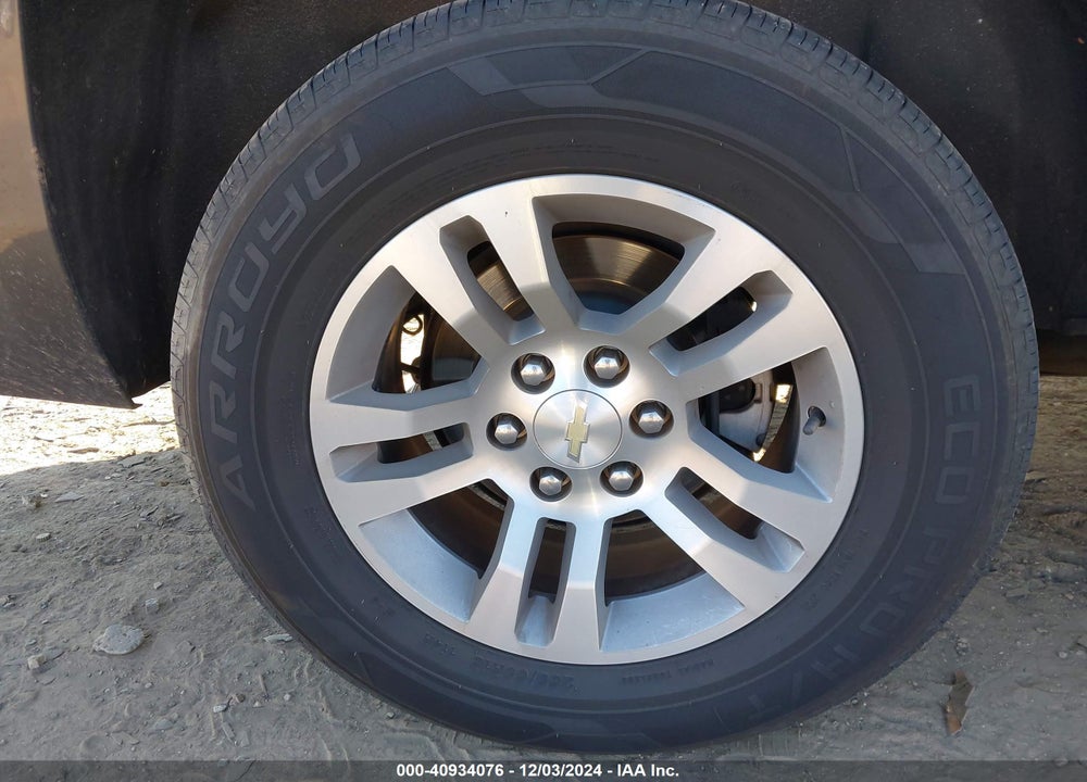 2017 CHEVROLET SUBURBAN LS VIN: 1GNSKGKC6HR338312