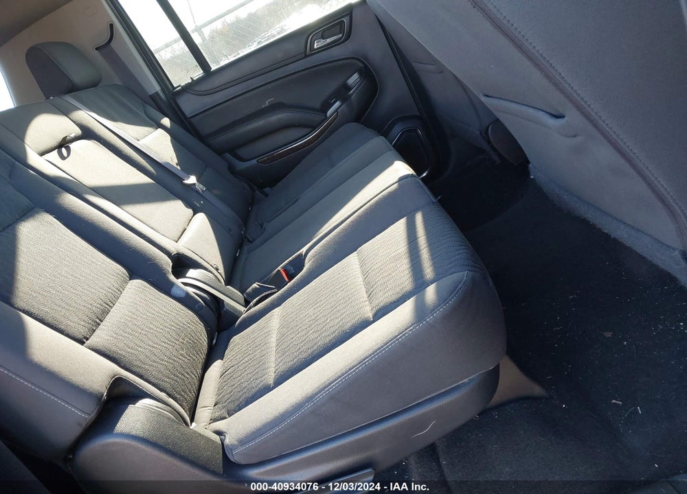 2017 CHEVROLET SUBURBAN LS VIN: 1GNSKGKC6HR338312