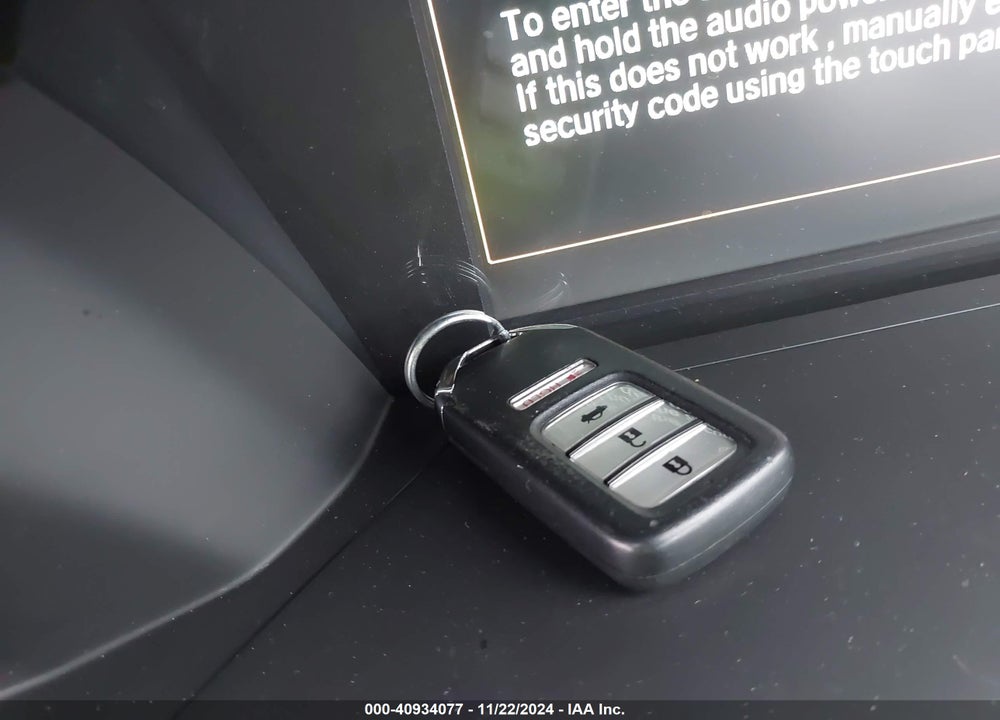 2015 HONDA ACCORD VIN: 1HGCR2F85FA135510