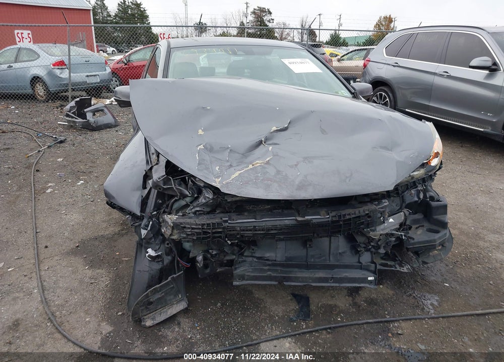 2015 HONDA ACCORD VIN: 1HGCR2F85FA135510