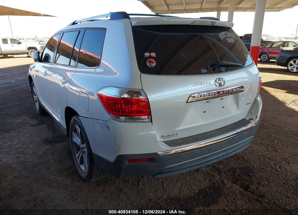 2011 TOYOTA HIGHLANDER VIN: 5TDDK3EH4BS064313