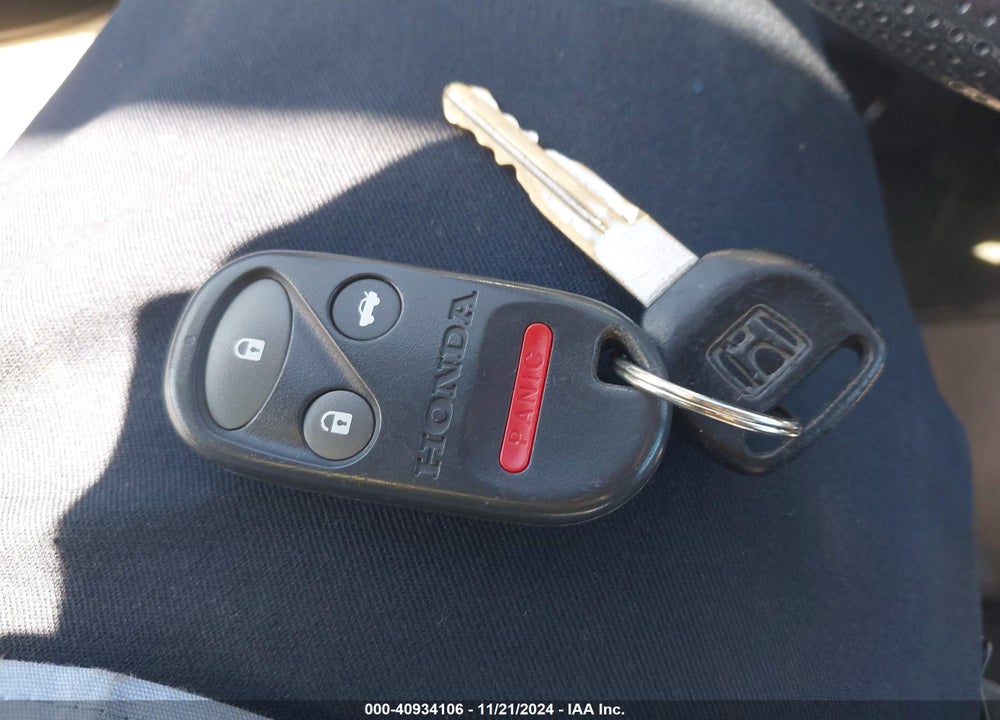 1999 HONDA CR-V LX VIN: JHLRD2846XC022319