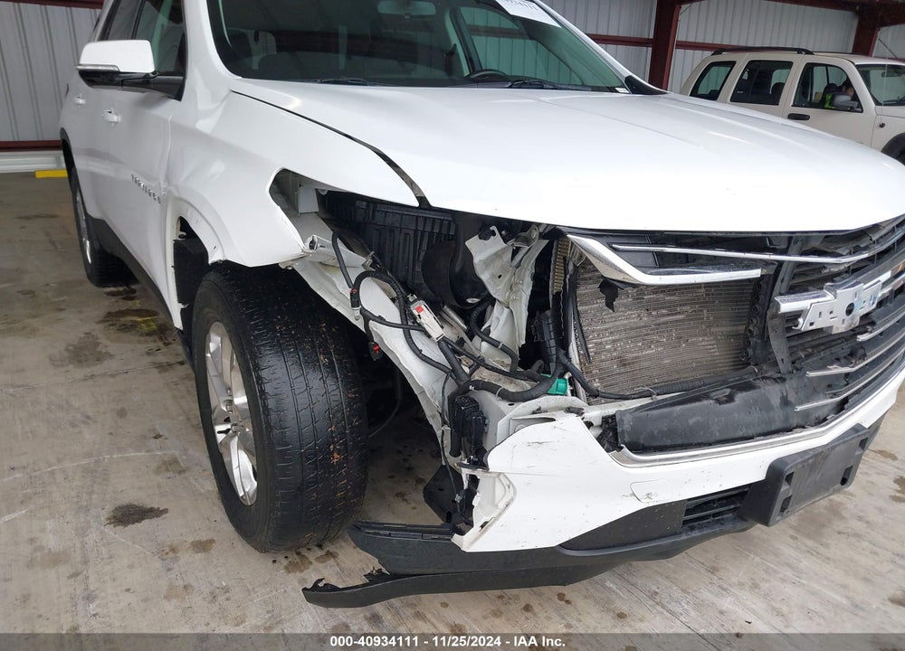 2018 CHEVROLET TRAVERSE 1LT VIN: 1GNERGKW7JJ249095