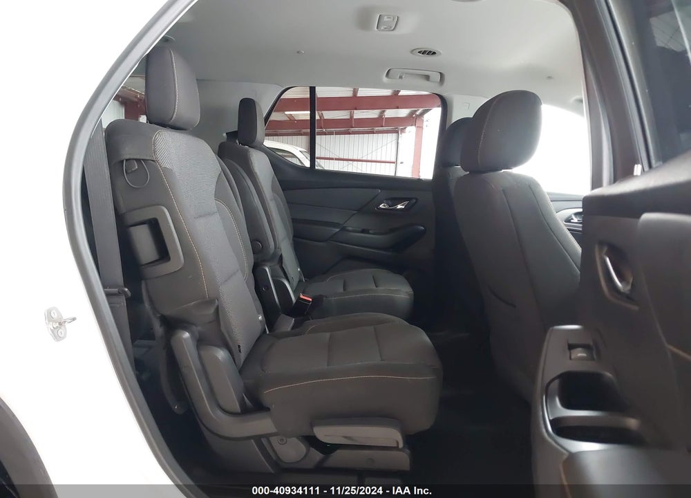 2018 CHEVROLET TRAVERSE 1LT VIN: 1GNERGKW7JJ249095
