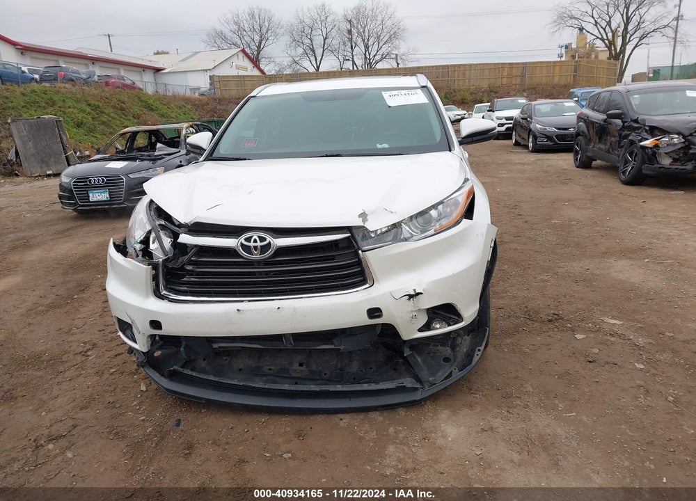 2016 TOYOTA HIGHLANDER XLE V6 VIN: 5TDJKRFH7GS226060