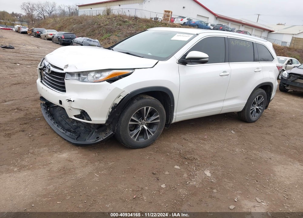 2016 TOYOTA HIGHLANDER XLE V6 VIN: 5TDJKRFH7GS226060