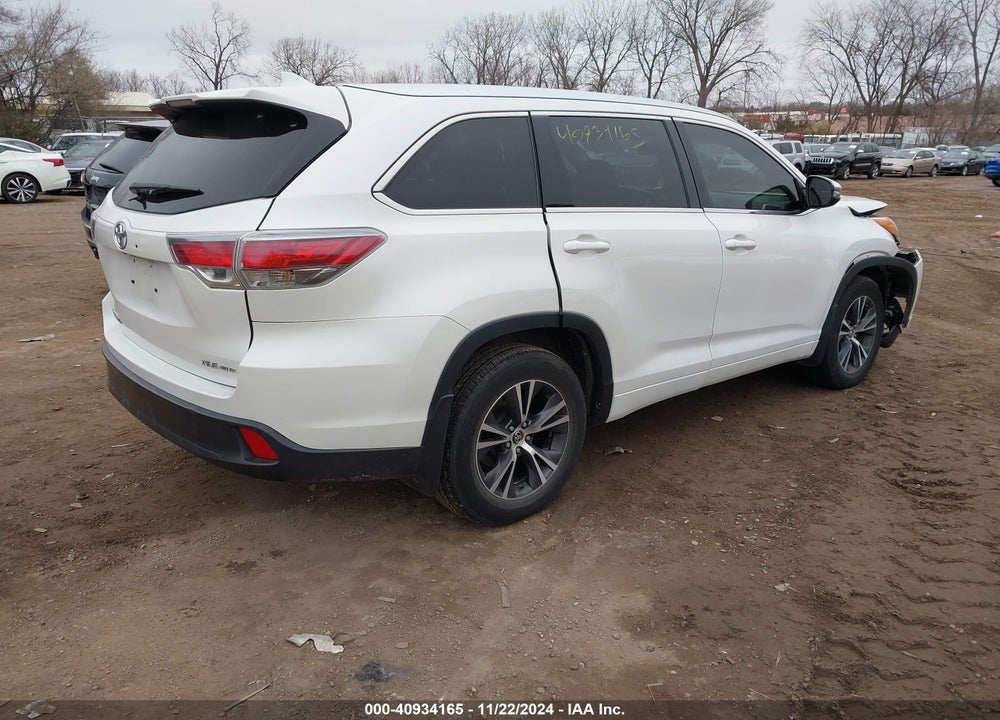 2016 TOYOTA HIGHLANDER XLE V6 VIN: 5TDJKRFH7GS226060
