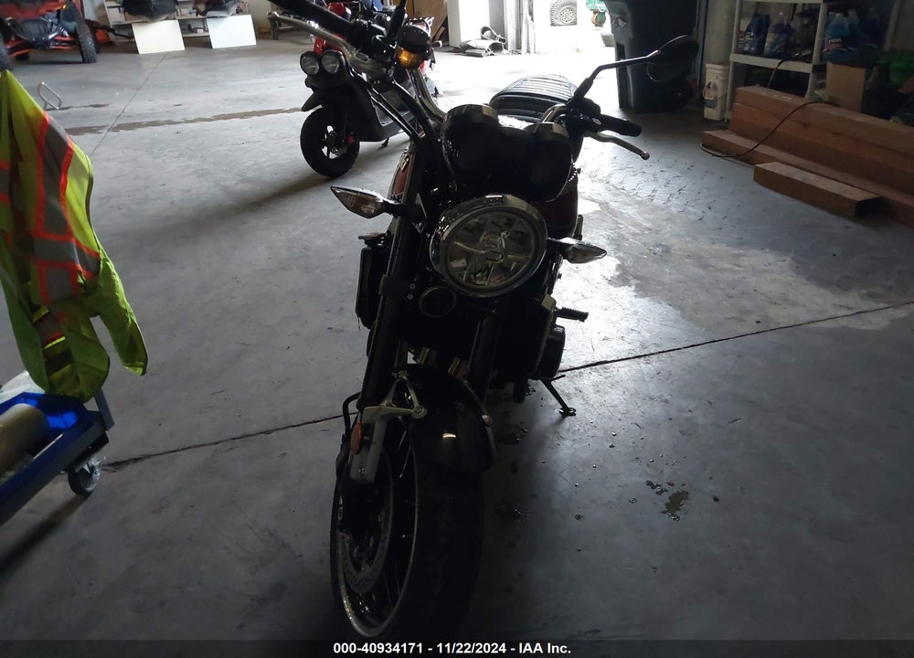 2023 KAWASAKI ZR900 R VIN: JKAZR2C10PA072778
