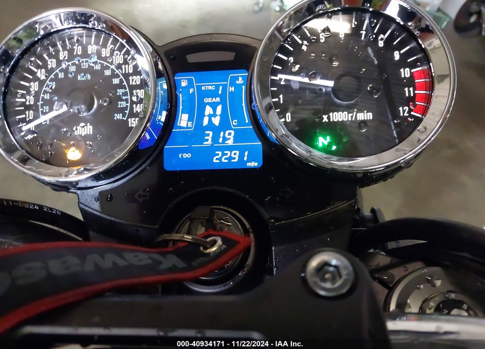 2023 KAWASAKI ZR900 R VIN: JKAZR2C10PA072778