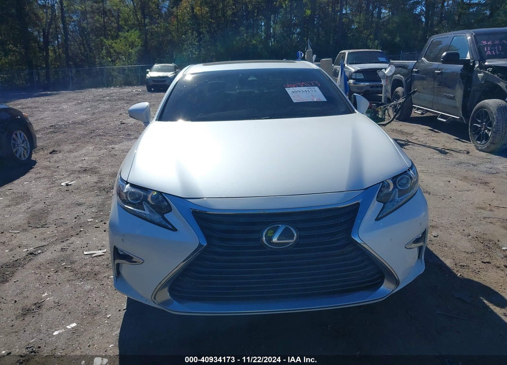 2018 LEXUS ES 350 VIN: 58ABK1GGXJU090901