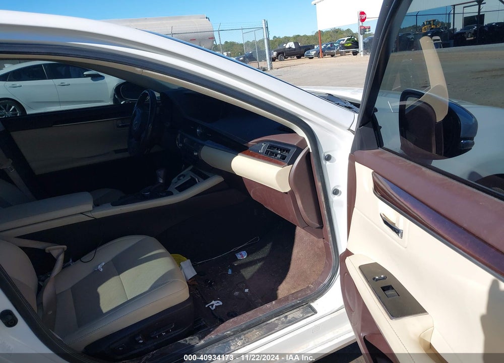 2018 LEXUS ES 350 VIN: 58ABK1GGXJU090901