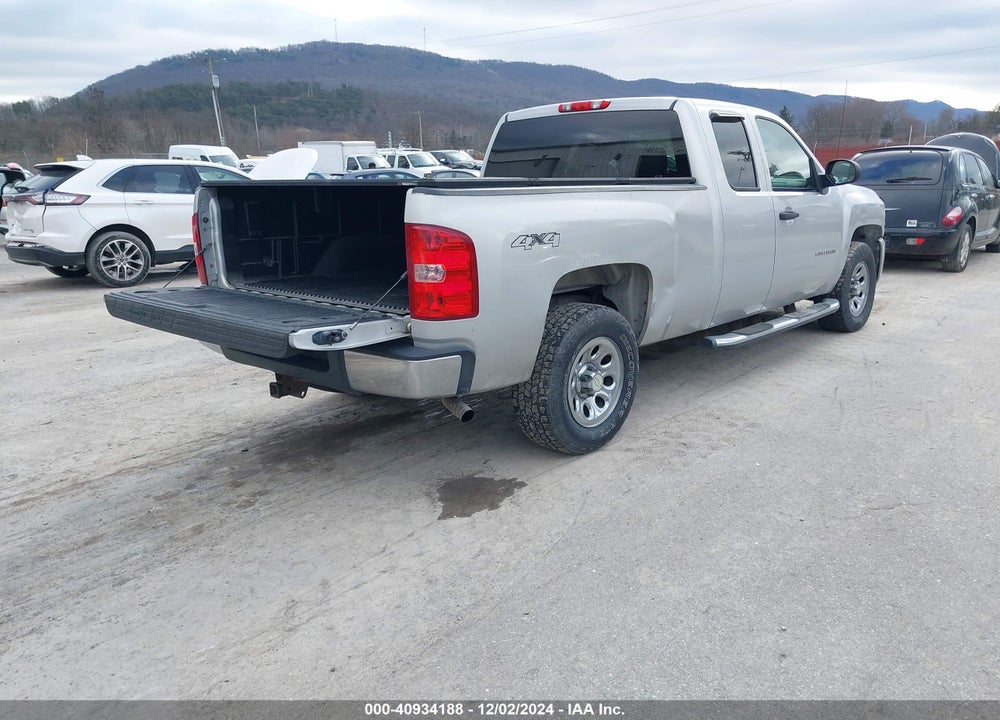 2010 CHEVROLET SILVERADO 1500 LT VIN: 1GCSKSEAXAZ117128