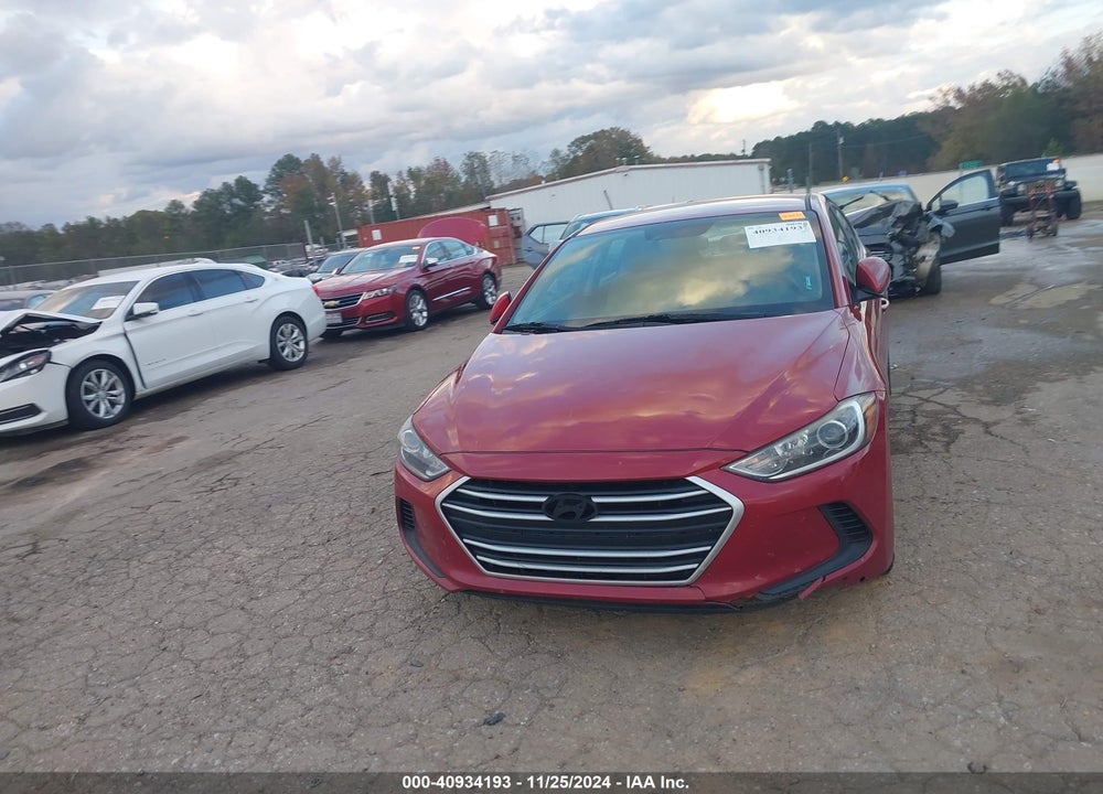 2017 HYUNDAI ELANTRA SE VIN: KMHD84LF9HU172304