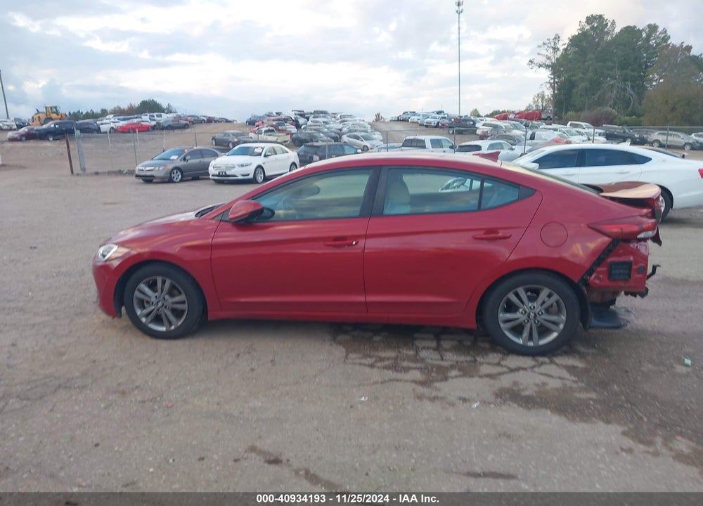 2017 HYUNDAI ELANTRA SE VIN: KMHD84LF9HU172304