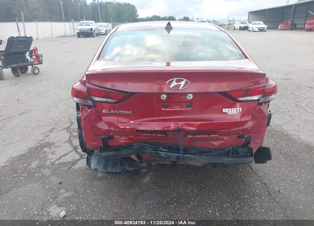 2017 HYUNDAI ELANTRA SE VIN: KMHD84LF9HU172304