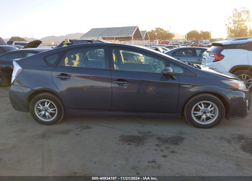 2011 TOYOTA PRIUS TWO VIN: JTDKN3DU2B1478846