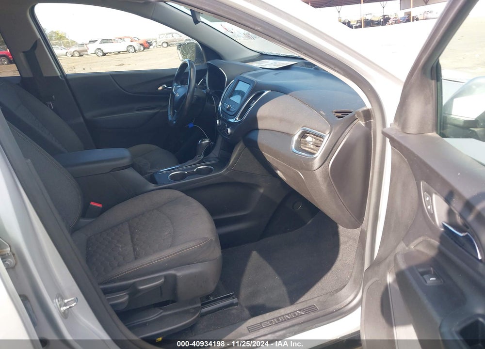 2019 CHEVROLET EQUINOX LT VIN: 2GNAXKEV5K6223054