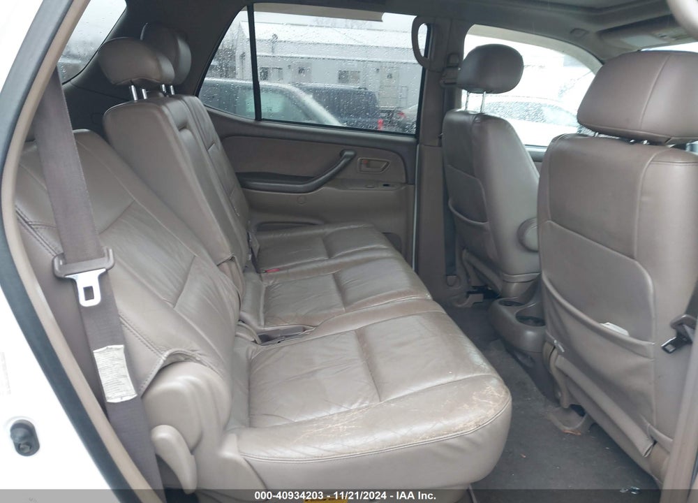 2003 TOYOTA SEQUOIA SR5 V8 VIN: 5TDBT44AX3S144070