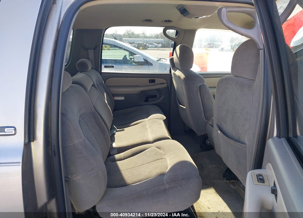 2002 CHEVROLET SUBURBAN 1500 LS VIN: 1GNEC16Z12J145061
