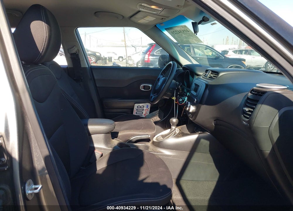 2016 KIA SOUL VIN: KNDJN2A2XG7392164
