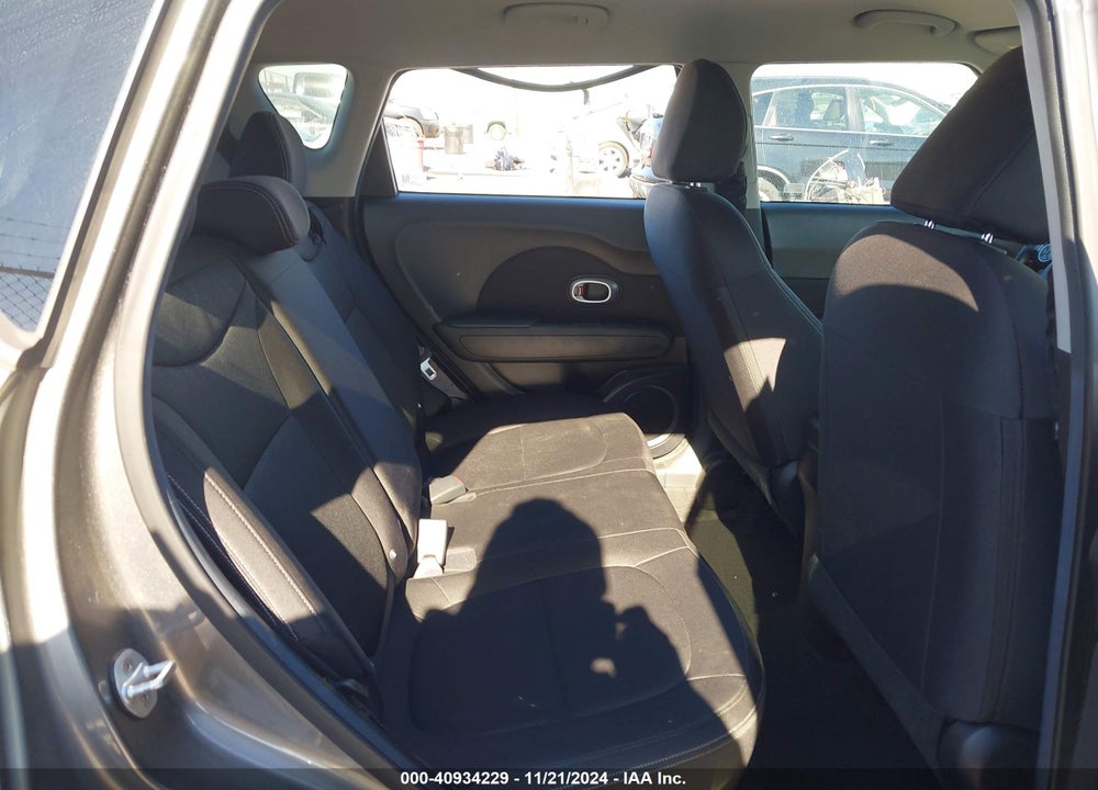 2016 KIA SOUL VIN: KNDJN2A2XG7392164