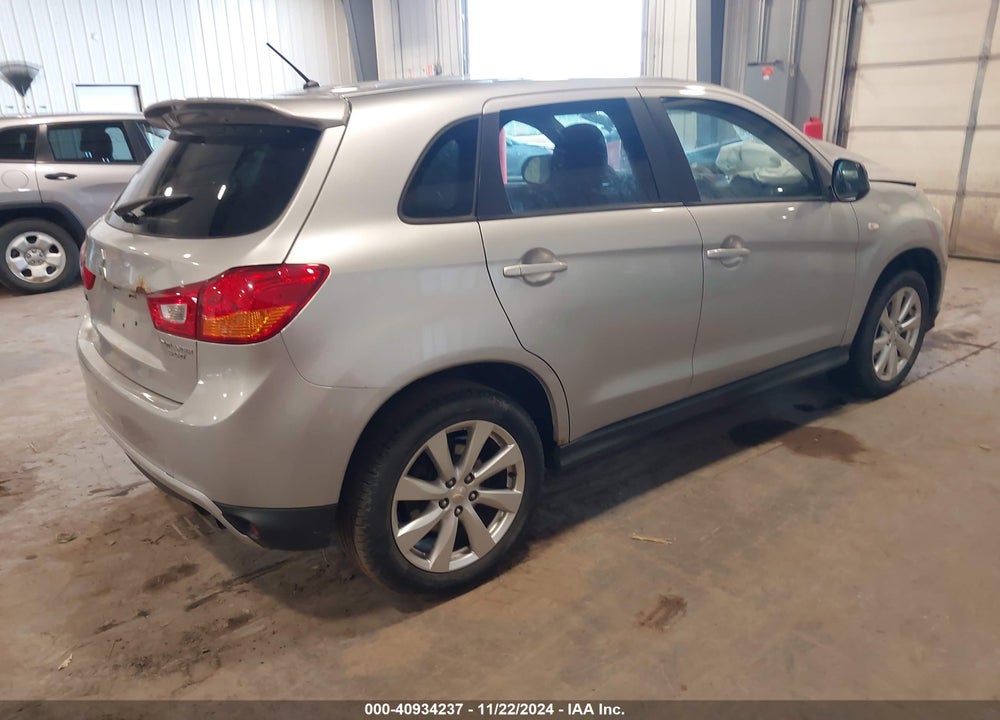 2013 MITSUBISHI OUTLANDER SPORT ES VIN: 4A4AP3AU4DE004427