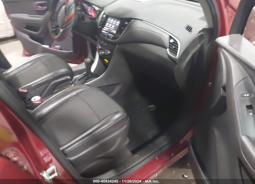 2020 CHEVROLET TRAX AWD LT VIN: 3GNCJPSB6LL207895