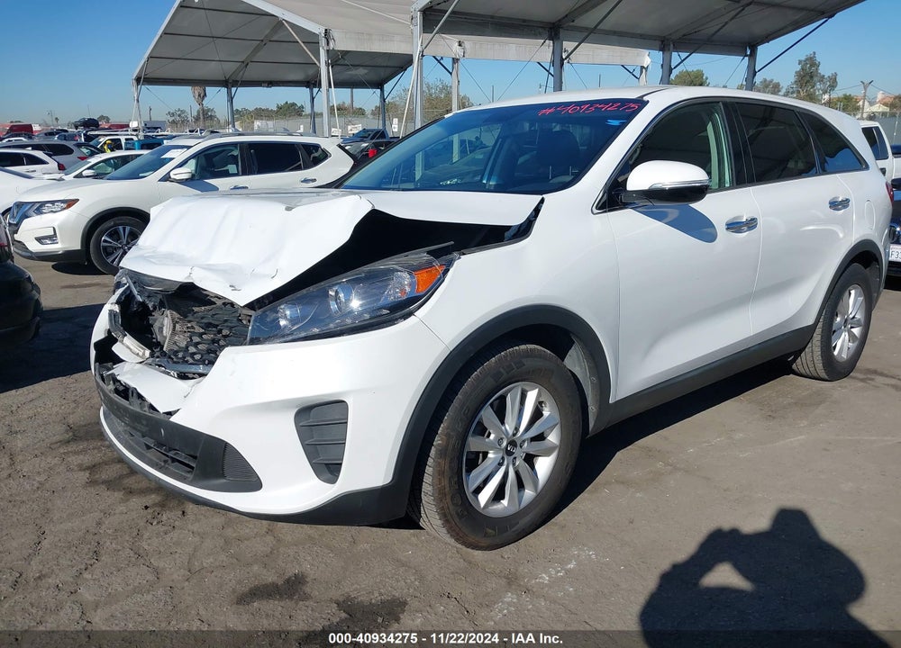 2019 KIA SORENTO 3.3L LX VIN: 5XYPG4A53KG494413