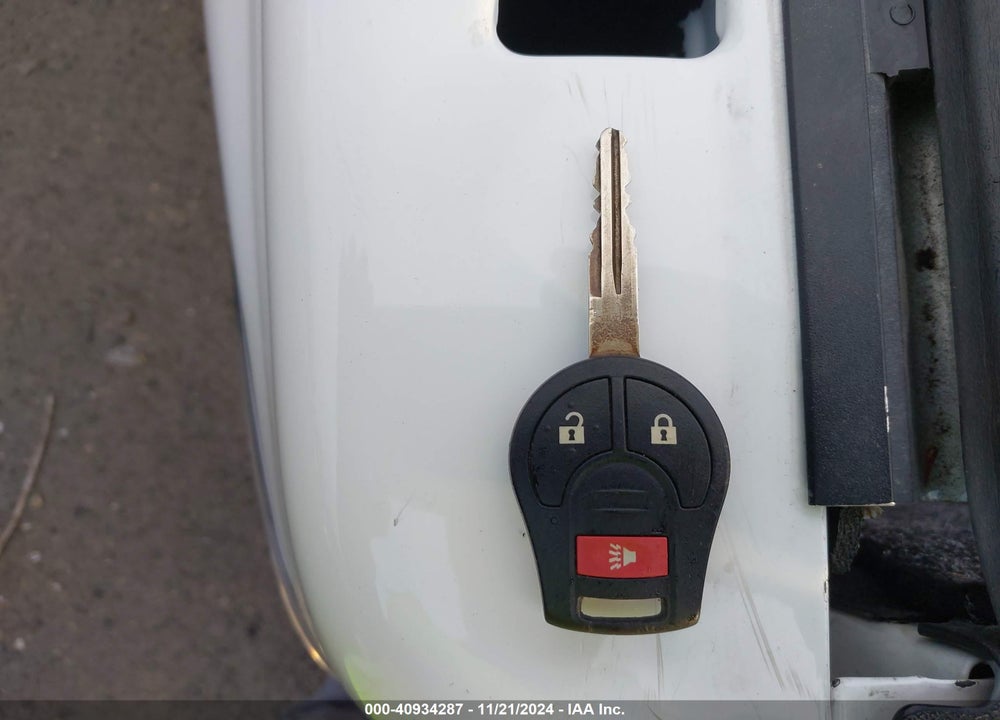 2010 NISSAN ROGUE S VIN: JN8AS5MVXAW612887