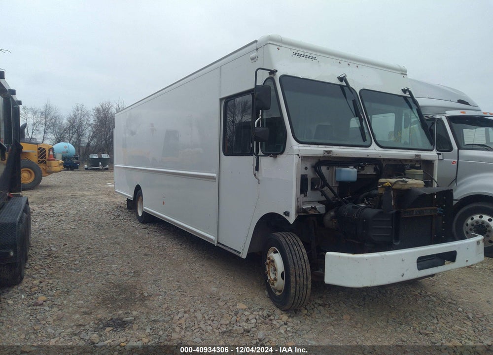 2014 FREIGHTLINER CHASSIS M LINE WALK-IN VAN VIN: 4UZAC3DV0ECFW4495