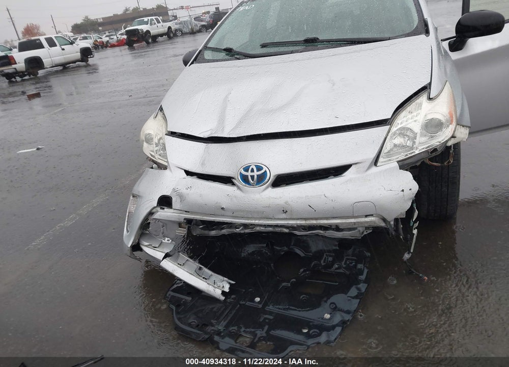 2015 TOYOTA PRIUS FOUR VIN: JTDKN3DU6F1973136