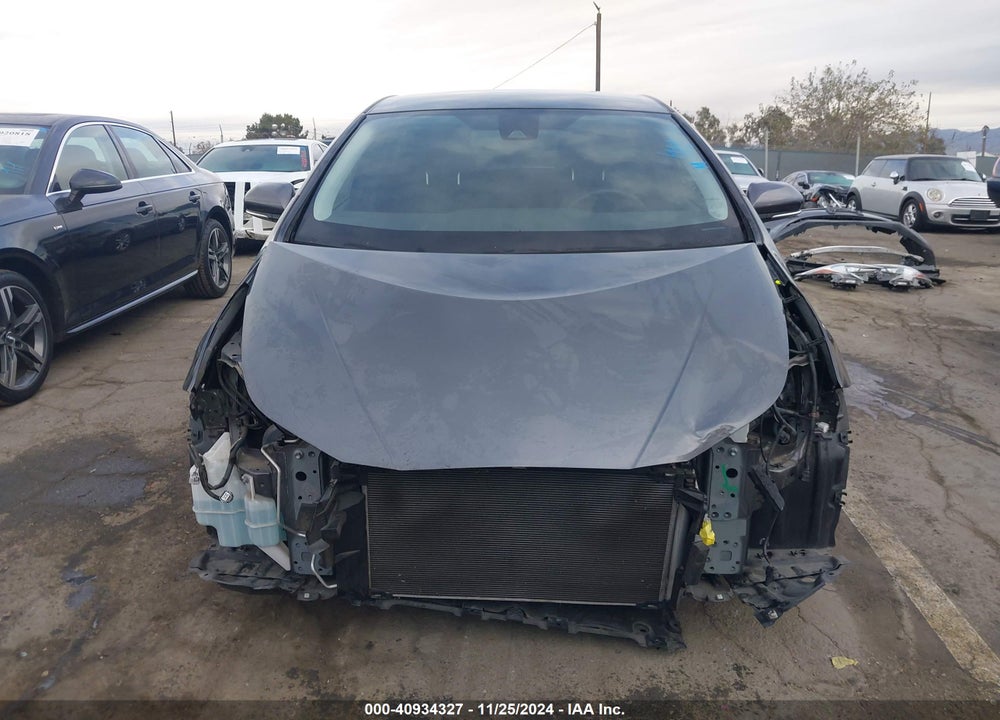 2017 TOYOTA PRIUS TWO VIN: JTDKBRFUXH3041280