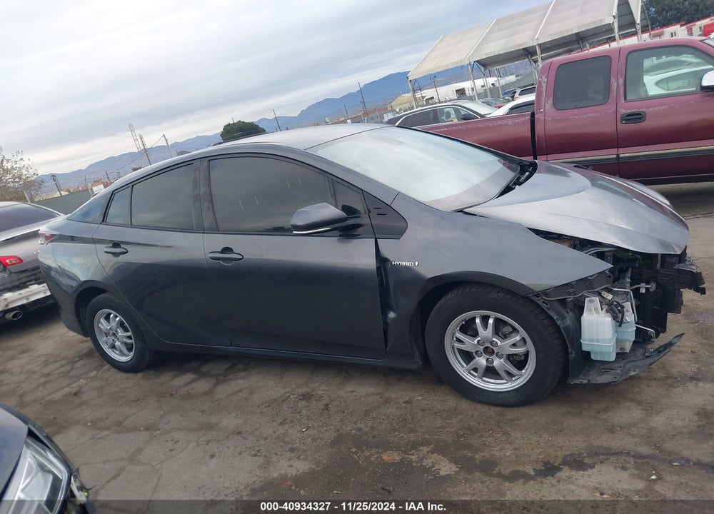 2017 TOYOTA PRIUS TWO VIN: JTDKBRFUXH3041280