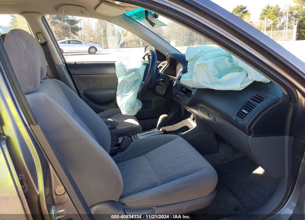 2005 HONDA CIVIC LX VIN: 2HGES16545H587235